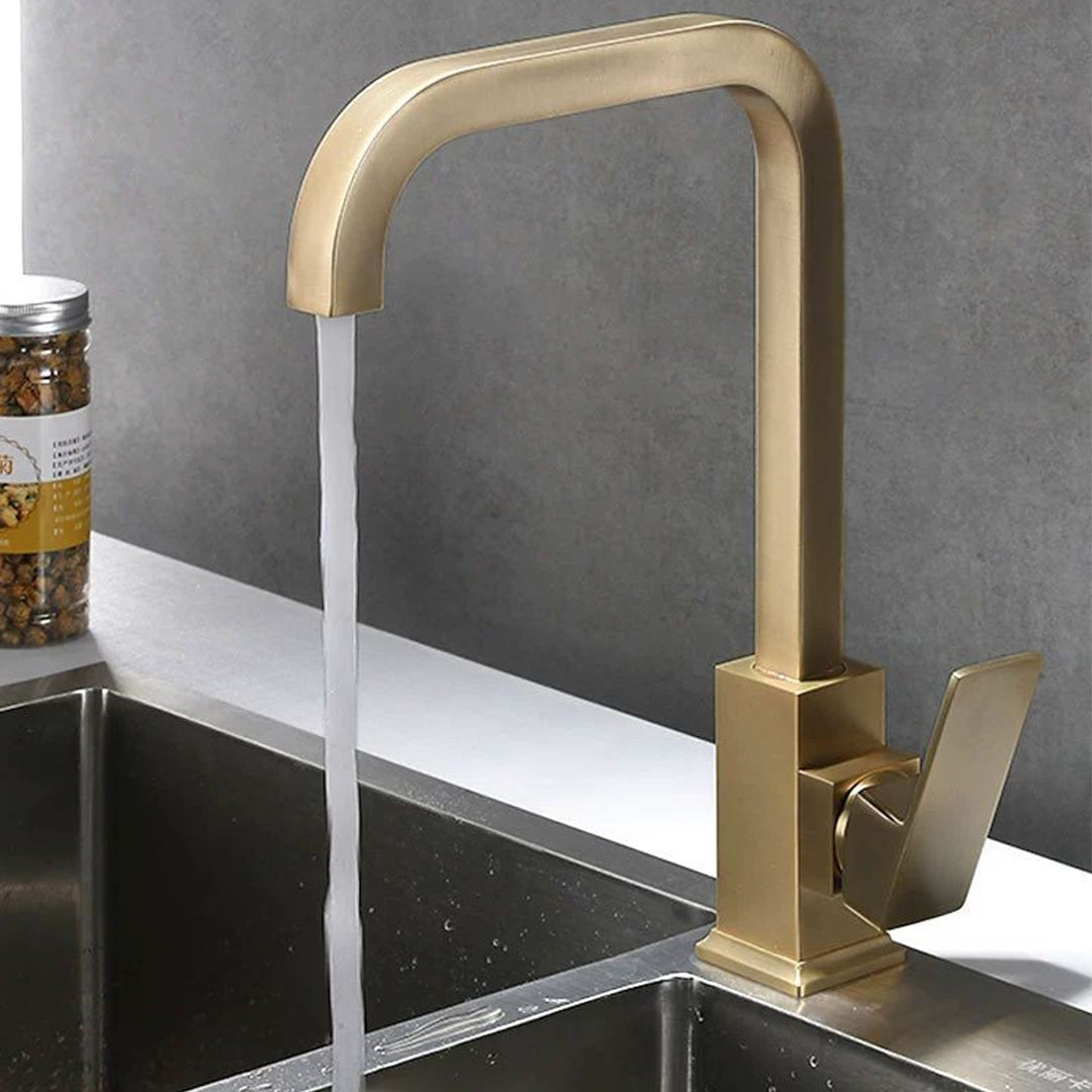 Antique Brass Kitchen Faucet Single Handle Hot and Cold Mixer Tap for Sink